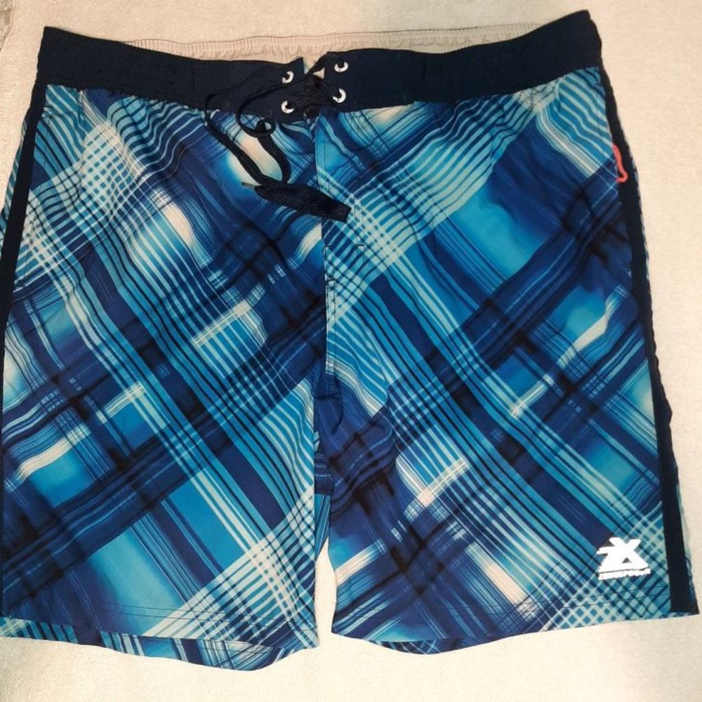 Men's swim trunks by ZeroXposur XL